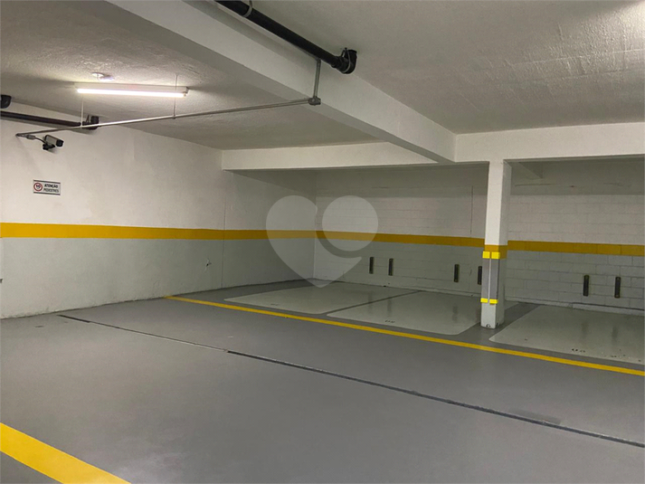 3 vagas de garagem