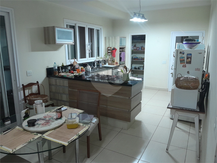 Foto REO1184014