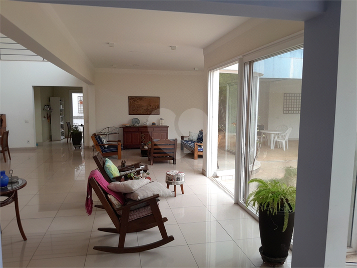 Foto REO1184014