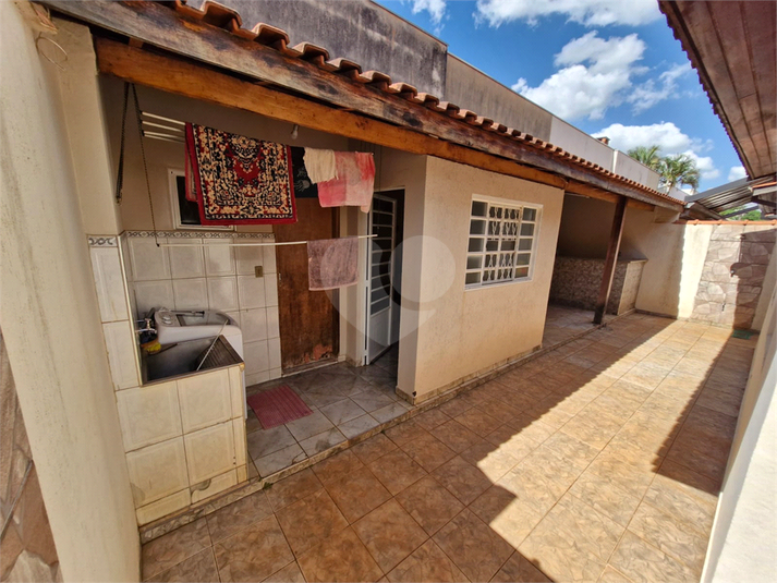 Foto REO1184089