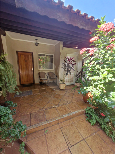 Foto REO1184089