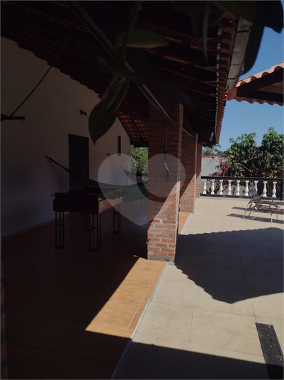 Foto REO1184161