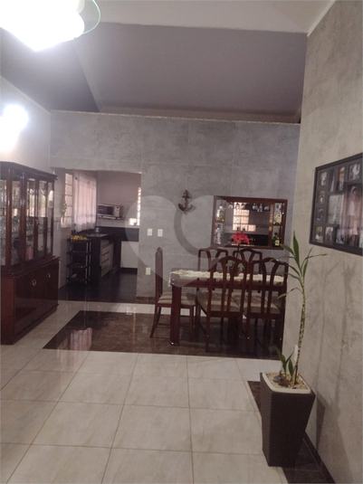 Foto REO1184161