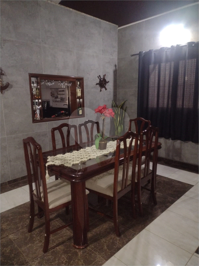Foto REO1184161