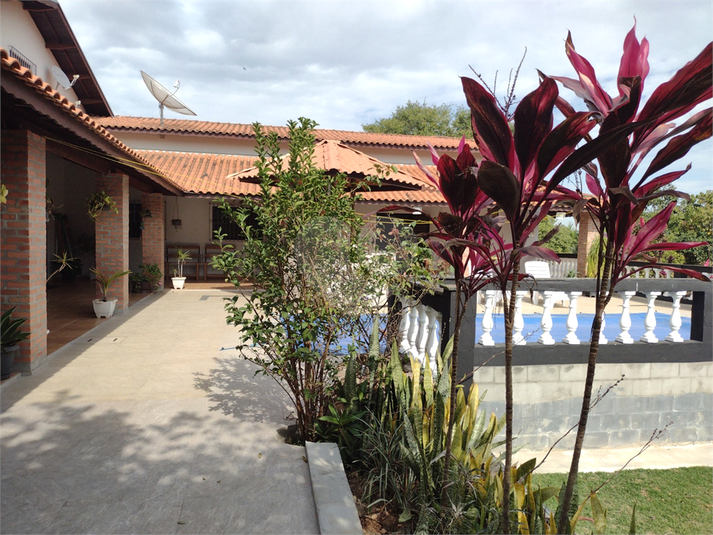 Foto REO1184161