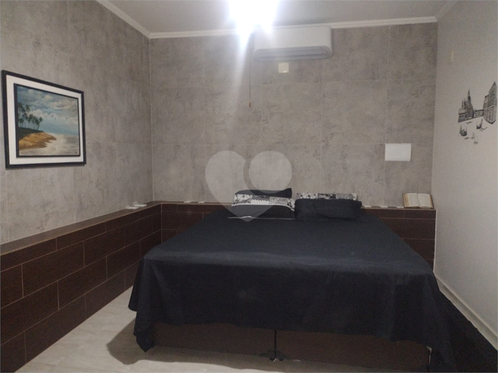 Foto REO1184161