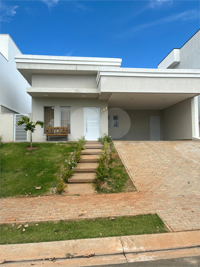 Foto REO1184420