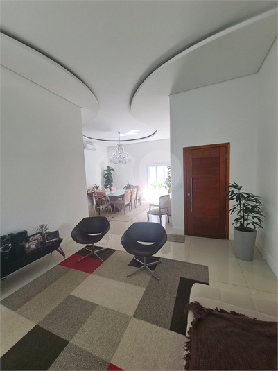 Foto REO1184440