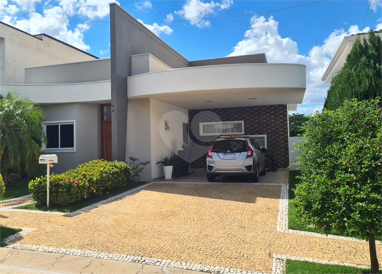 Foto REO1184440