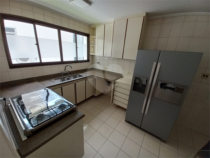 Venda Apartamento São Paulo Real Parque REO119599 30