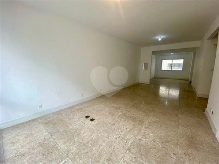 Foto REO12235