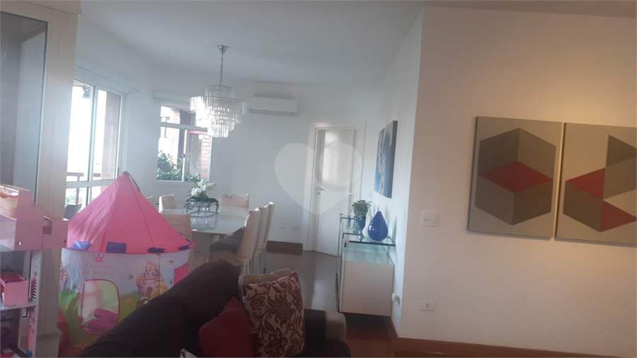 Foto REO122723