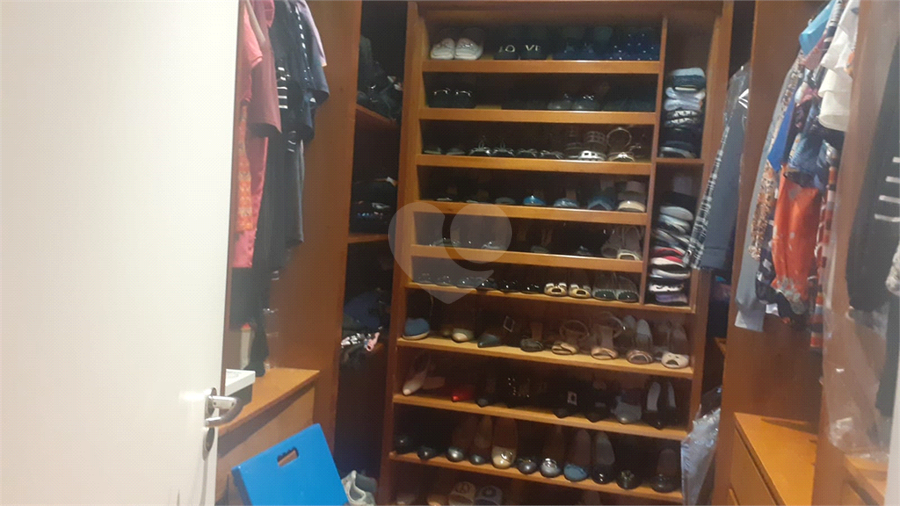 Foto REO122723