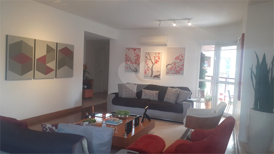Foto REO122723