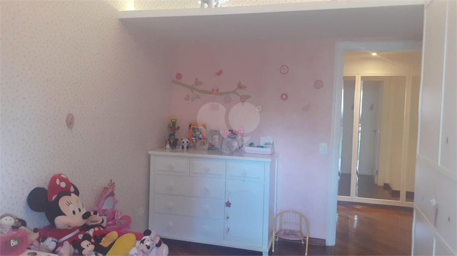 Foto REO122723