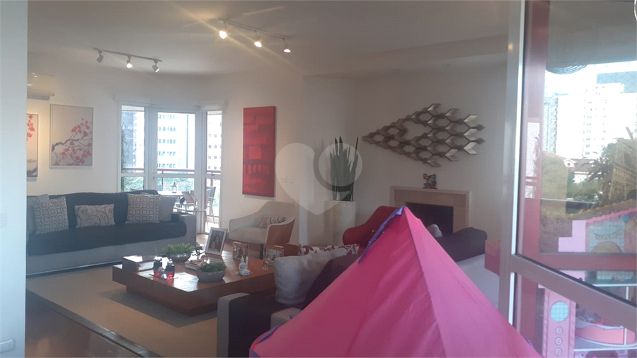 Foto REO122723