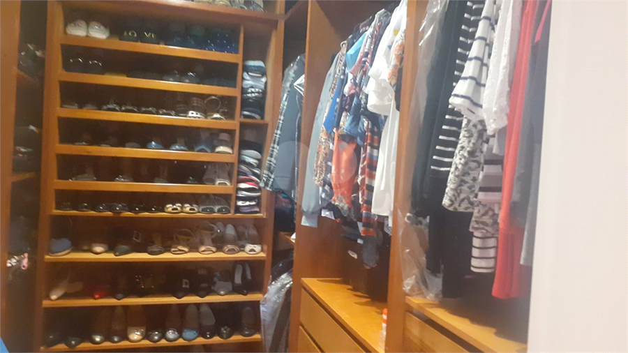 Foto REO122723