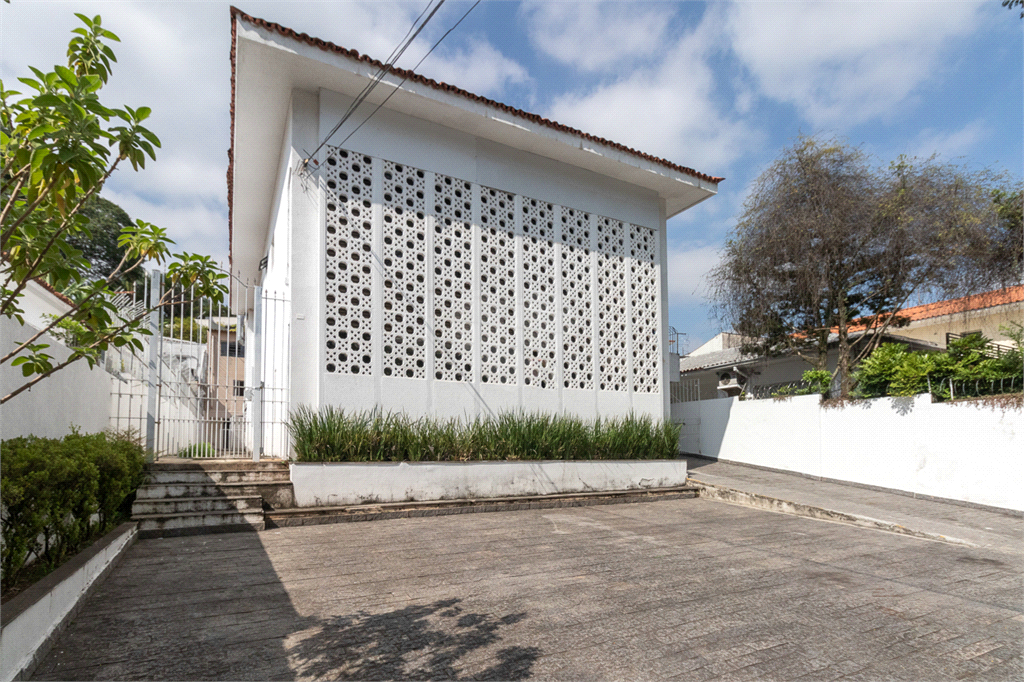 Venda Casa São Paulo Pacaembu REO122873 43