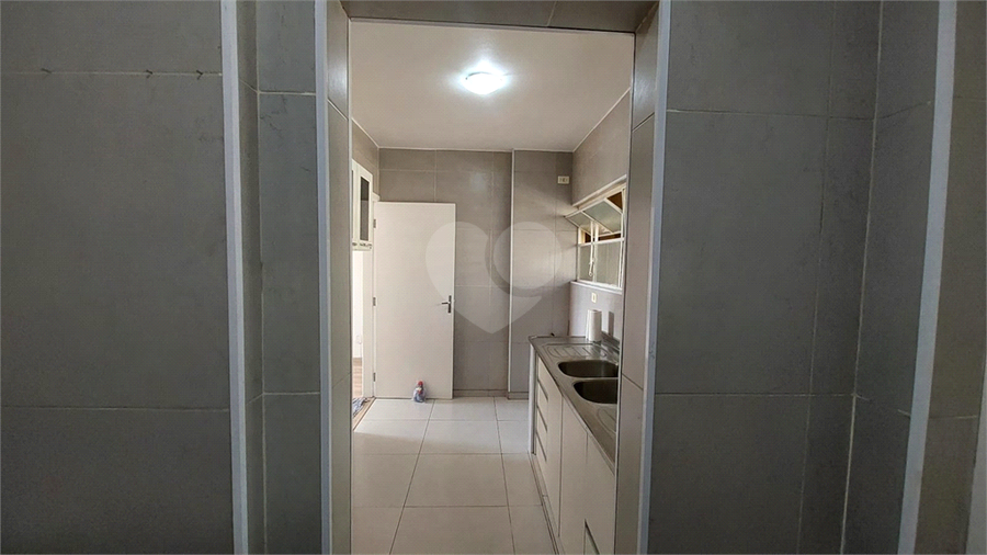 Venda Apartamento São Paulo Sé REO122920 10