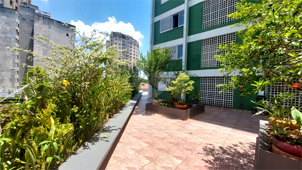 Venda Apartamento São Paulo Sé REO122920 22