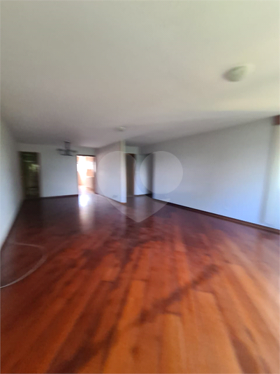 Foto REO12327