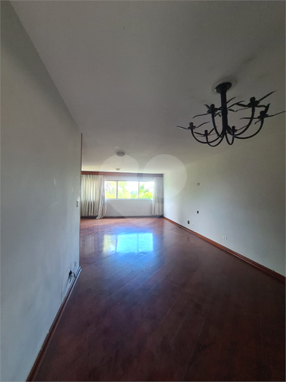 Foto REO12327