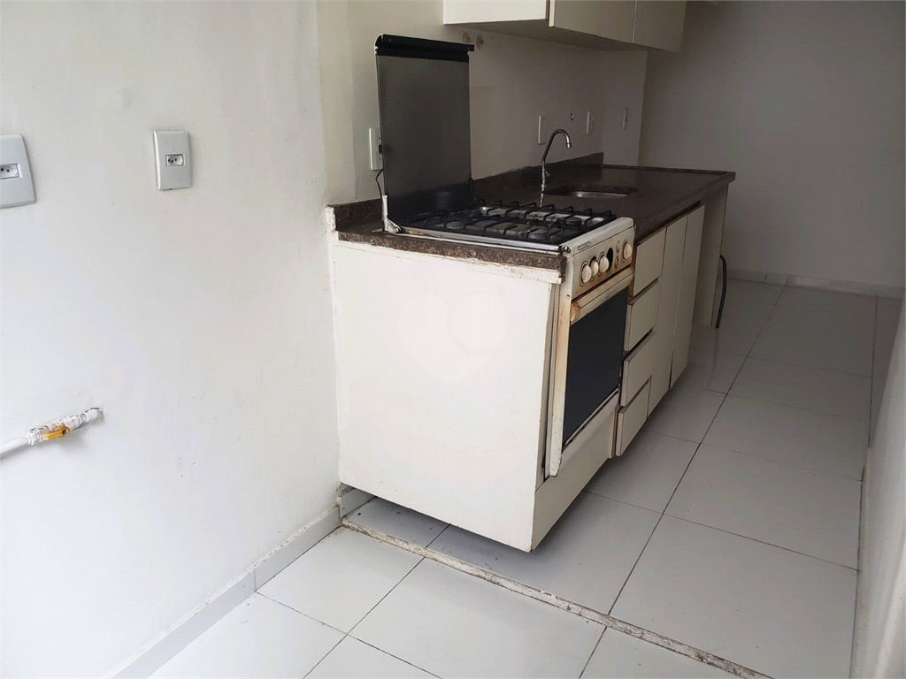 Venda Apartamento São Paulo Paraíso REO123383 51