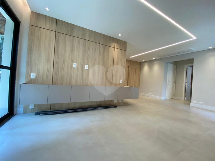 Venda Apartamento São Paulo Moema REO123653 48