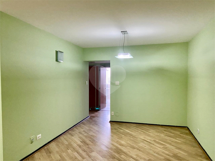 Foto REO124044