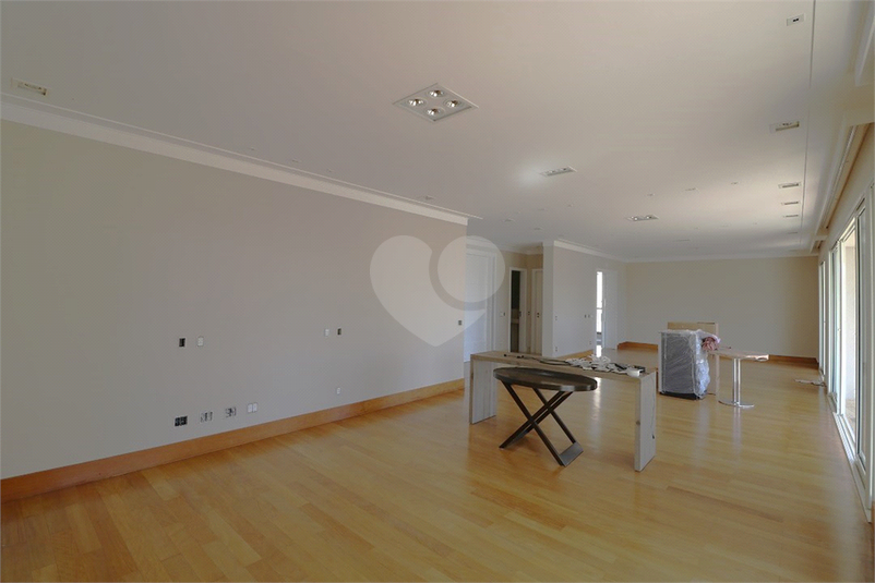 Foto REO124870