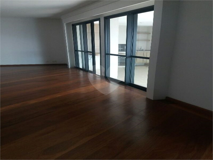 Foto REO125995