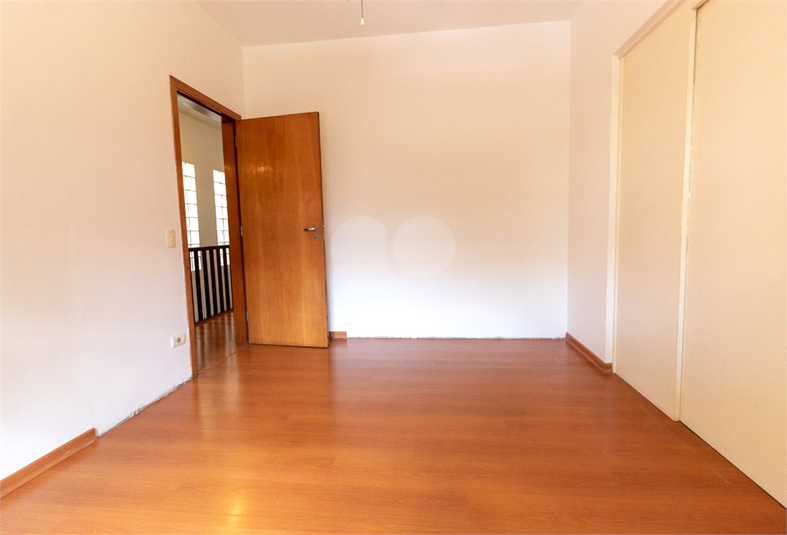 Foto REO128220