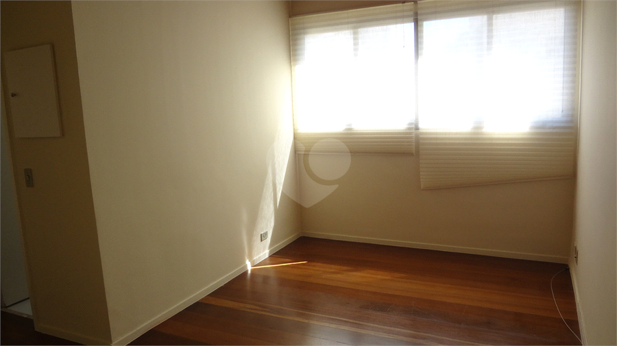 Foto REO128401