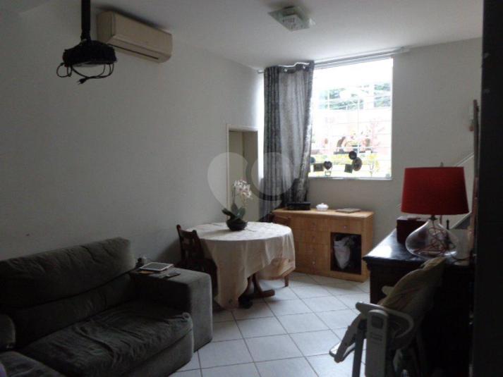 Foto REO13008