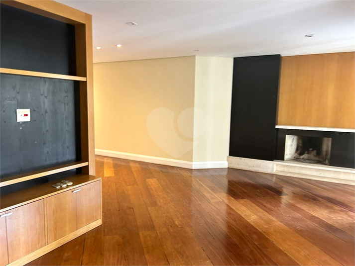 Foto REO133867