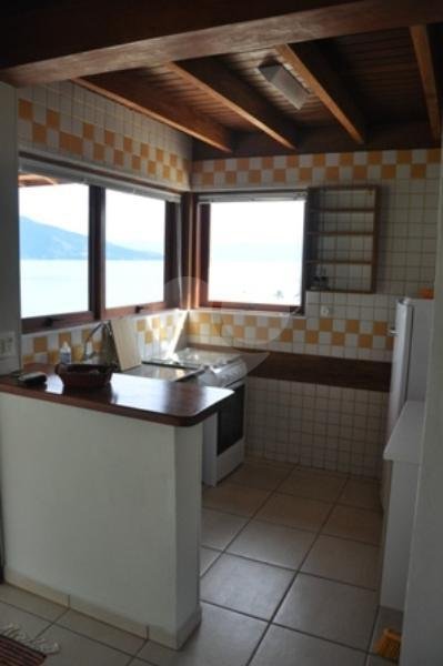 Venda Casa Ilhabela Viana REO135337 24