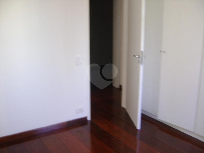 Venda Apartamento São Paulo Moema REO135396 27