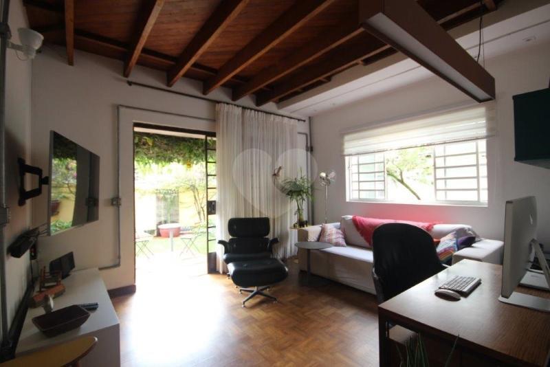 Foto REO136249