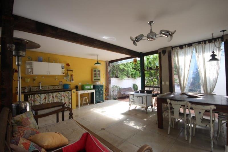 Foto REO136249