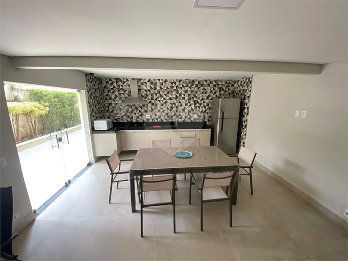 Foto REO136436