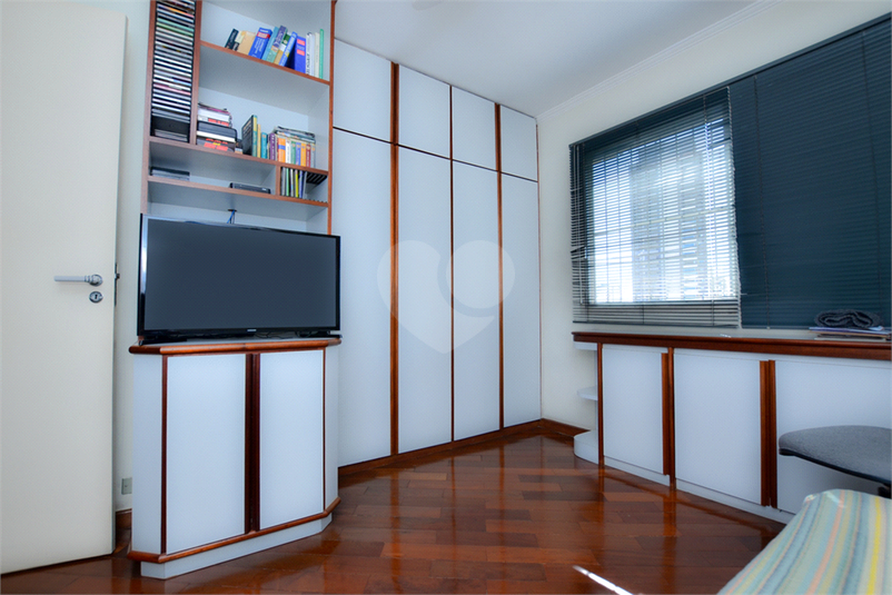 Foto REO136940