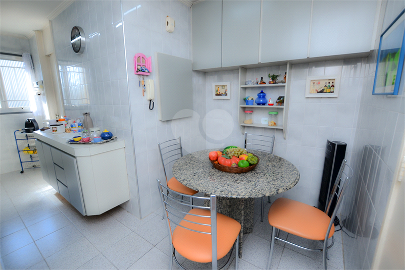Foto REO136940