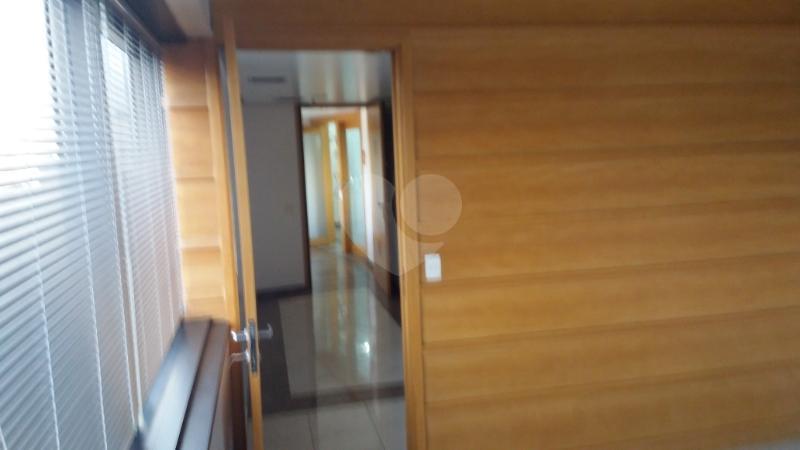 Foto REO136965