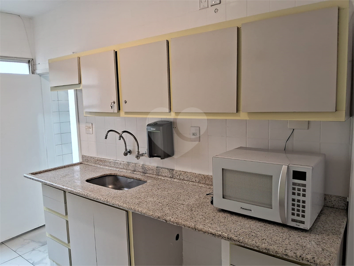 Foto REO136979