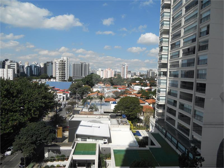 Foto REO136989