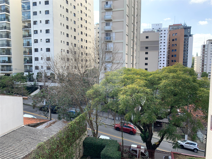 Foto REO137011