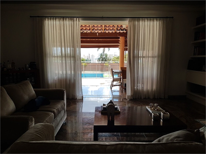 Foto REO137147