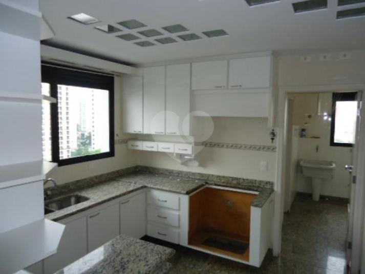 Foto REO137501