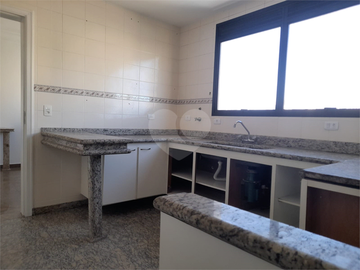 Foto REO137501
