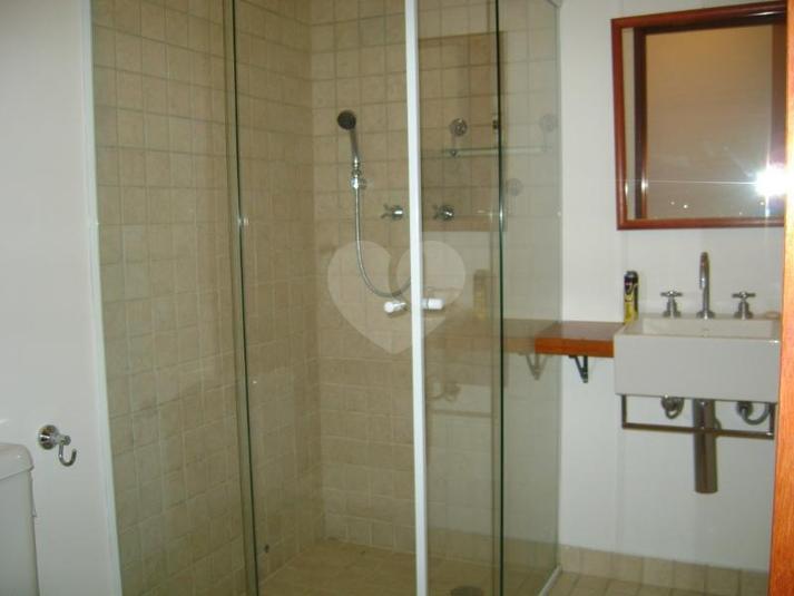 Foto REO137530